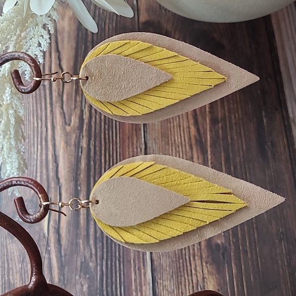 Riah Fashion Jewelry - THREE TIERED GOLDEN YELLOW TEARDROP EARRINGS